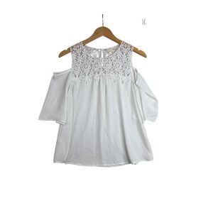 Jella C. Cold Shoulder Crochet Detail Blouse size Medium White